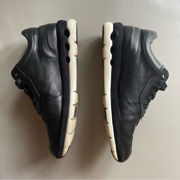 Salvatore Ferragamo low top leather sneakers, US size 8.5 - Picture 14 of 16